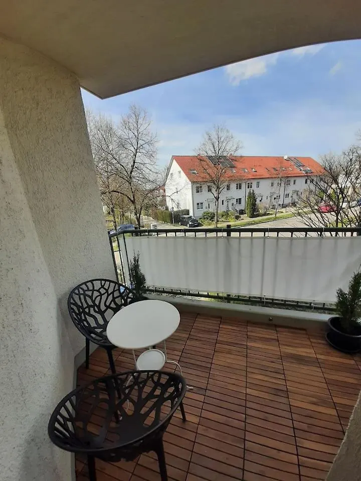 Helle Wohnung Am Park Bobingen  Apartment